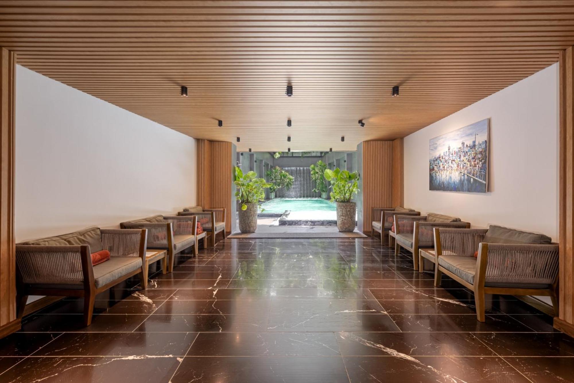 La Siesta Classic Hang Thung Hanoi Esterno foto The lobby of the hotel