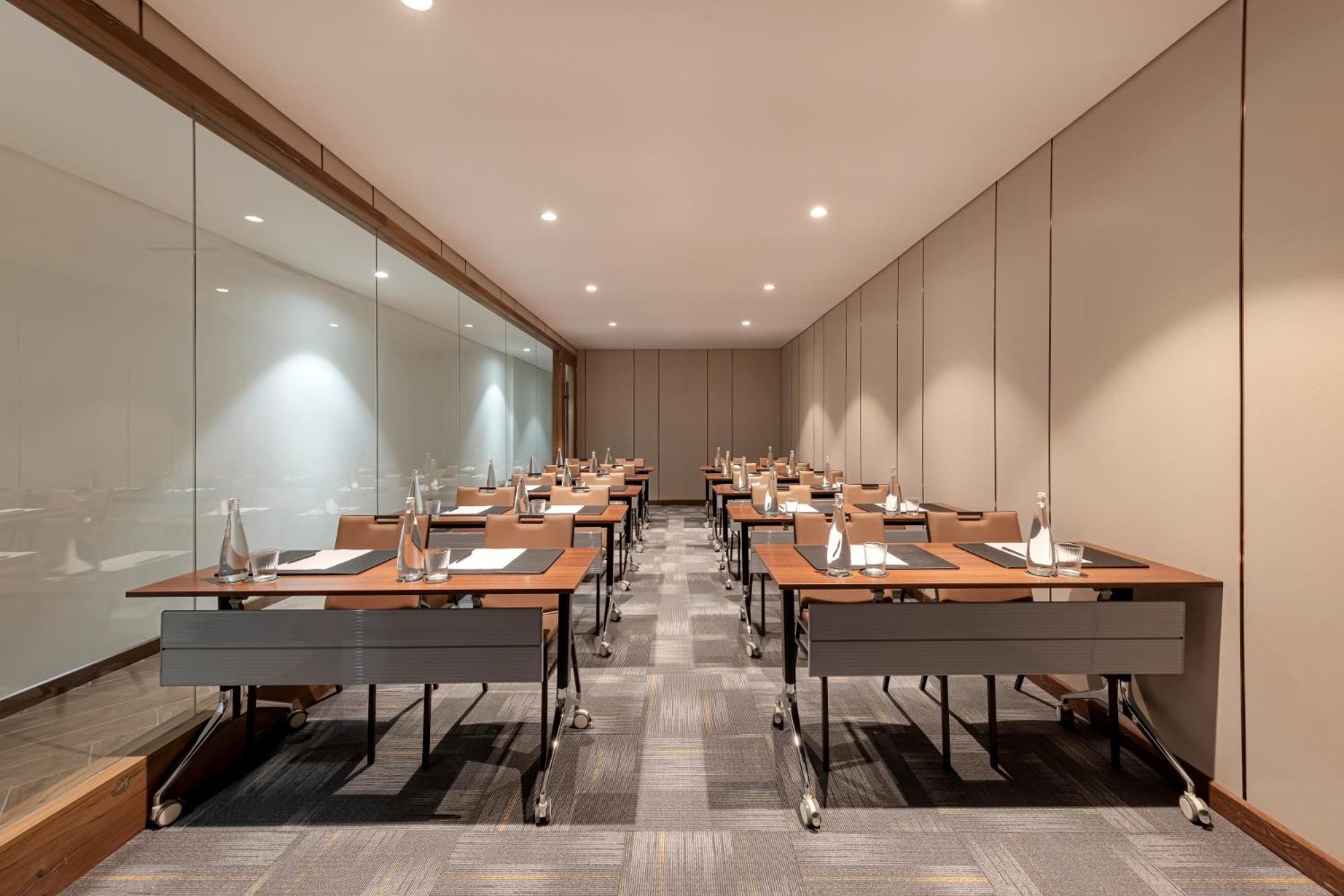 La Siesta Classic Hang Thung Hanoi Esterno foto Meeting room